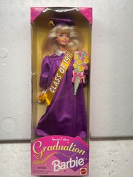 CLASS OF 1997 Graduation Barbie Doll #16487 Blonde Spec Ed 1996 NEW