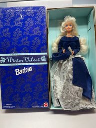 Avon Exclusive Winter Velvet Barbie Doll 1995 Mattel 15571 New In Box