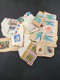 Assorted World Stamps Lot