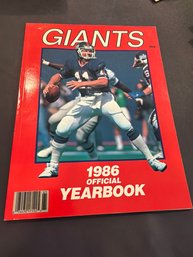1986 New York Giants Yearbook And Team Photos