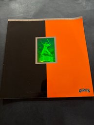 1992 San Francisco Giants Yearbook With Hologram Cover MLB