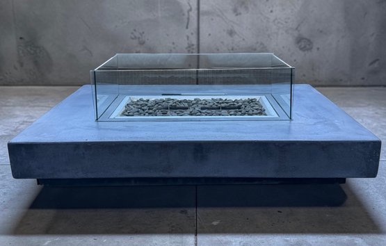 Restoration Hardware Laguna Concrete Ventless Fire Table With Cover - Purchased For $5500.00