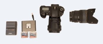 Quality Underwater Camera Kit - Canon 10D Digital SLR, Ikelite Underwater Housing & Strobes & Case