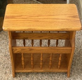 Quality Oak Magazine Side Table, 20' X 11.5' X 20'H