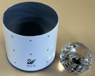 Vintage Swarovski Collector's Society Black Swan Faceted Round Ball Paperweight In Original Box