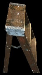 Vintage Wooden 2-Step Ladder With Pineapple Stencil, 13' X 18' X 22'H