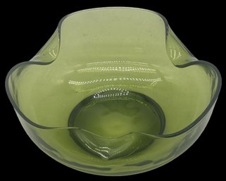 MCM Anchor Hocking 'Accent Modern' Avocado Green Glass Chip Bowl, Wavy Rim, 9' Diam. X 4'H