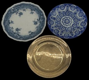 3 Pcs Decorative Plates With Black Wooden Stands, As Pictured, Largest 9' Diam.