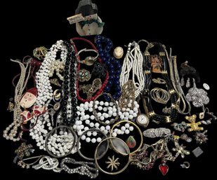 Vintage Costume Jewelry Lot, Bead, Necklaces, Earrings, Xmas, Pins, Bangles & More As Pictured, 1.14 Lbs