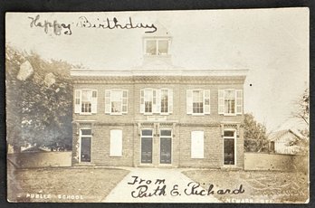 Real Photo Post Card Of A Public School In Newark, Delaware By Edw. Herbener - Not Postally Used