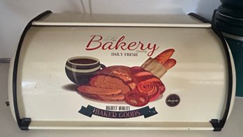 Vintage Metal Bread Box, 13' X 9' X 6'H