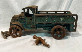 Antique Ice Delivery Truck With Driver And Tool Toy