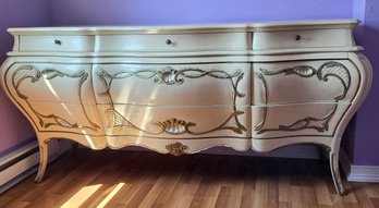 Long Dresser