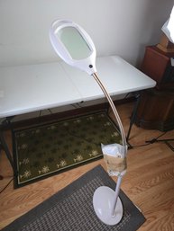 LED Magnifier Floor Lamp With Flexible Gooseneck  Model 8061LED-S, 42 SMD LEDs, 2024
