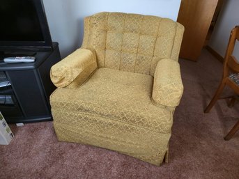 Vintage Mid-Century Upholstered Lounge Chair – Tufted Gold Fabric Armchair