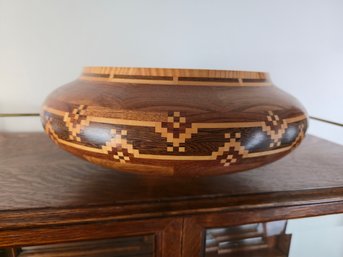 Signed Marilyn Endres Kazi Studio Segmented Wood Bowl – Geometric Inlay Art