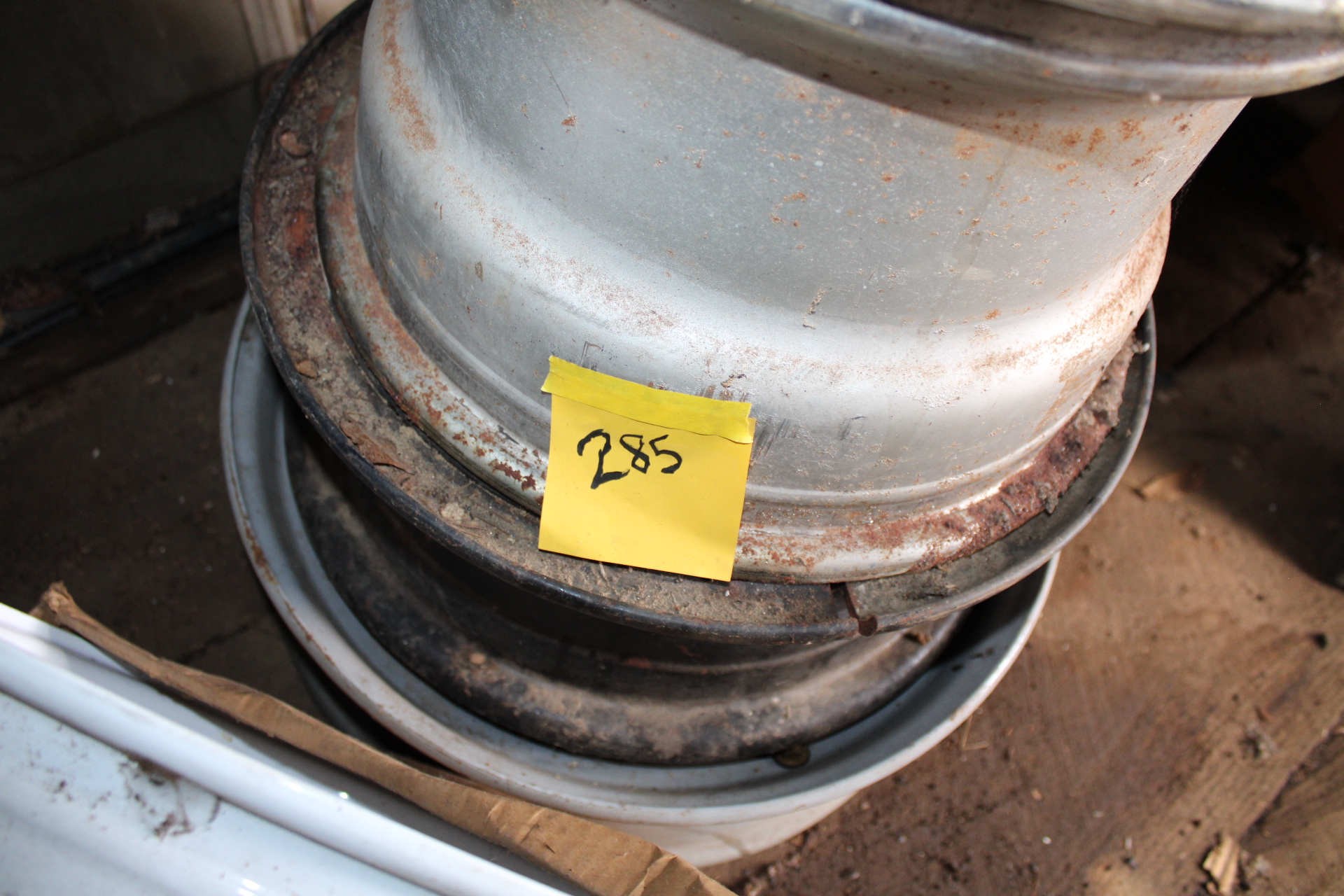 4 Misc Steel Wheels #5685 | Auctionninja.com