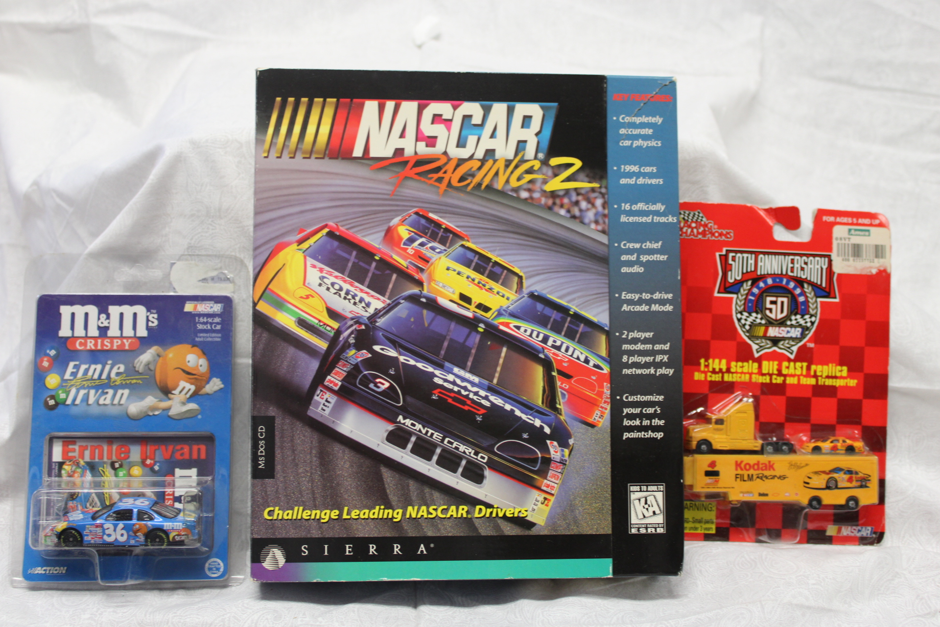 NAscar Racing 2 By Sierra MS DOS CDsin Original Box,1996 & M7Ms Ernir ...