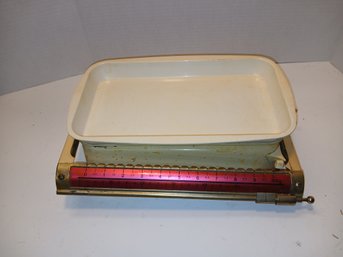 Vintage Tabletop Scale, Removable Pan, See Pics, Grams And Kilograms, German?