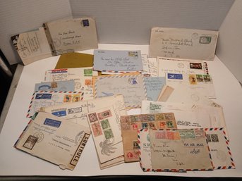 Lot Of Envelopes And Correspondence From The 1950's To 1960's, Foreign And Domestic