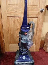 Hoover Vacuum - WindTunnel  Max Capacity - Pets - Minimal Use If Any