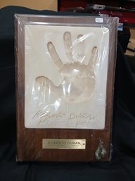 Silk Road Gifts Boxing Series - Roberto Duran With Both Hand Impression & Signature Print,  Wall Hanging