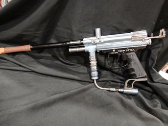 Spyder XTRA  Paint Ball Gun - Progressive Barrel