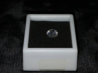 Lot Of 1: 2.75ct 8mm White Yag Gems For Jewelry Making / Setting  - Has Chip See Pic