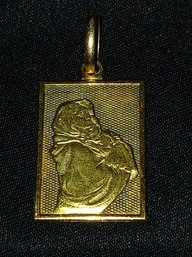 Gold: 18K Pendant - Mary & Baby Jesus  4.7g , 0.015 Ozt, 3 DWT