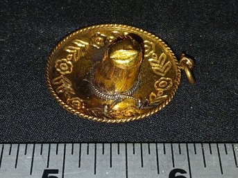 Gold: Marked 14k- Large Sombrero- Great Detail!! 5.3g, 0.17ozt, 3.4DWT