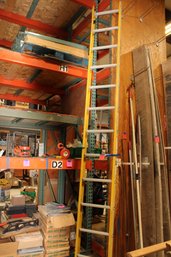 12 Ft Fiberglass Ladder