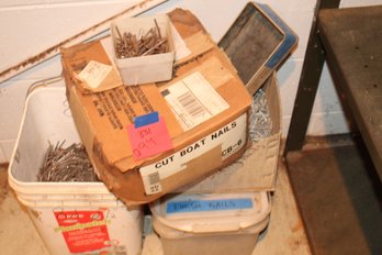 Cut Boat Box Nails 8d 2.5'nails Misc