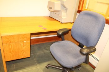 Oak Desk With Office Chair  Tv Not Included