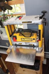 Dewalt 12.5' Wood Planer DW734 Wood Stand And Ridged Portable Work Support