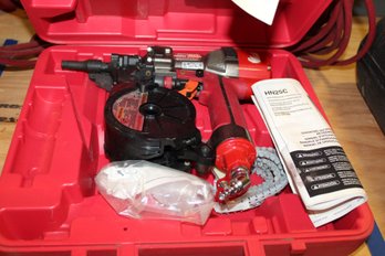 Max Concrete Nailer Pneumatic With Hoses And Nails