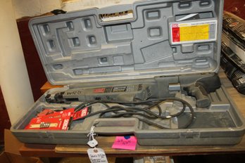 Senco Ds300ac Duraspin Colated Screw Gun With Accessories And 10 Tubs Of Screws