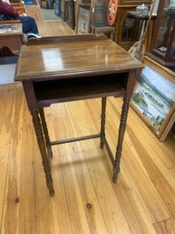 SMALL TELEPHONE TABLE