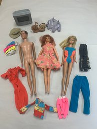 VINTAGE 1960S BARBIE LOT