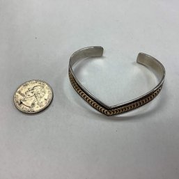 VINTAGE SIGNED JK SOUTHWESTERN STERLING SILVER 14K CUFF BRACELET