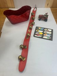 CHRISTMAS LOT WITH BELLS