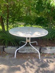 39' ROUND METAL PATIO TABLE