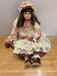 BEAUTIFUL MUNDIA DOLL  24'H