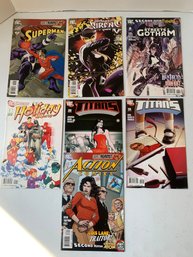LOT OF DC COMICS W/ SUPERMAN, GOTHEM, TITANS, ETC