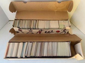 2 SLEEVES OF BASEBALL CARDS IN VARIOUS CONDITIONS