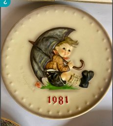 HUMMEL PLATE LOT/ETC.