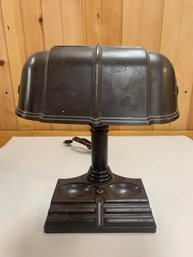 PLASTIC/METAL STUDENT LAMP