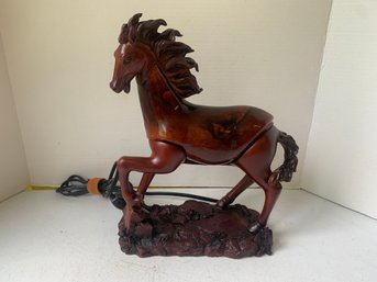 BEAUTIFUL HORSE LIGHT   10.5'W X 13.5'H