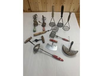 VINTAGE KITCHEN LOT OF 12