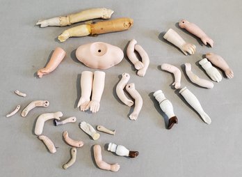 LOT OF VINTAGE / ANTIQUE DOLL PARTS