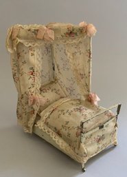 6  Long Tin Corner Bed, With Floral & Lace Corner Canopy & Bed Coverings